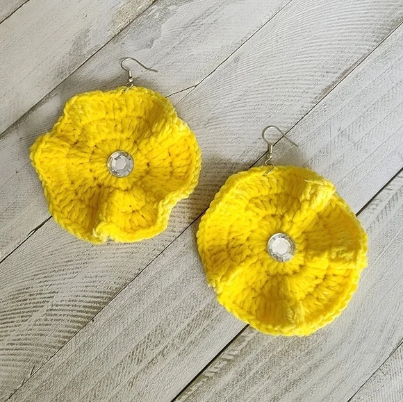 CROCHET Earrings, Christmas Giftidea - Picture 4 of 5